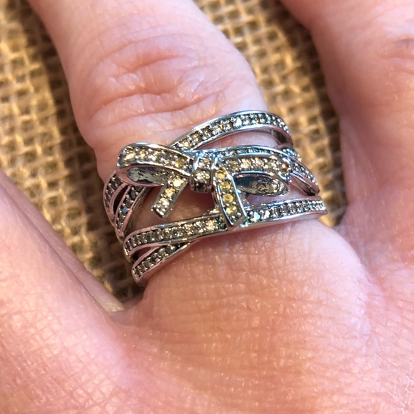 .925 sterling silver Bow Ring - Picture 2 of 8